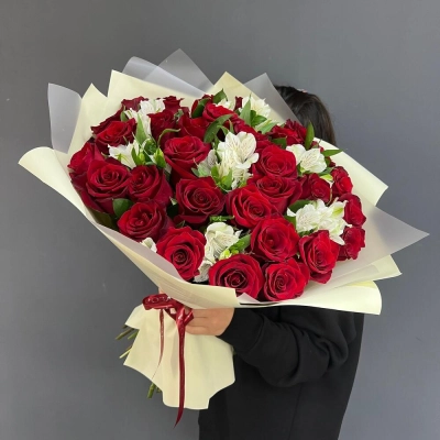 Букет «Танец любви» – гармония страсти и нежности в каждом лепестке Алатырь Чувашская Республика Букет «Танец любви» – гармония страсти и нежности в каждом лепестке Алатырь Чувашская Республика